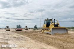 Hoàn thiện hạ tầng để thu hút đầu tư