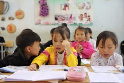 Sáp nhập trường công lẫn tư nếu không đạt chuẩn