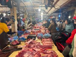 Lo lắng nguồn cung thịt lợn