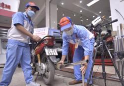 Siết chặt kiểm định khí thải ô tô, xe máy