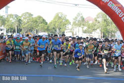 “Cú hích” điền kinh từ các câu lạc bộ runners