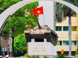 Chuyện về chiếc xe tăng T-54 trên Tượng đài Chiến thắng Buôn Ma Thuột