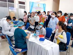 Mắc bệnh gì người lao động được hưởng BHYT 100%?