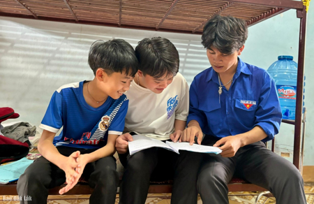 Trên 1.300 tình nguyện viên tham gia “Tiếp sức mùa thi” đợt 1 năm 2025