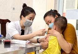 Phấn đấu đến 2030 làm chủ được công nghệ sản xuất 15 loại vắc xin cho tiêm chủng