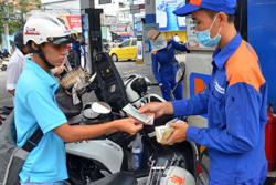 Giá tăng lần thứ 3 liên tiếp, xăng RON 95 lên gần 20.000 đồng/lít