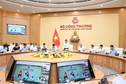Điện mặt trời mái nhà phát triển mạnh, Bộ trưởng Bộ Công Thương chỉ đạo gì?