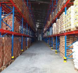 Thu ngân sách từ xuất nhập khẩu đạt hơn 182.000 tỷ đồng