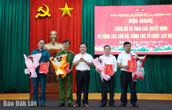 Xã Krông Pắc: Công bố các quyết định về công tác tổ chức, cán bộ
