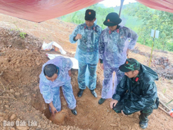 Phát hiện quả bom còn sót lại sau chiến tranh tại xã Cư Pui