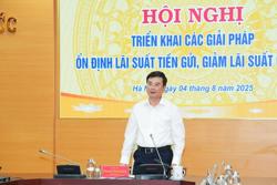 Ngân hàng Nhà nước họp với các ngân hàng về giảm lãi suất