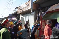 Pơng Drang ra quân xử lý các điểm kinh doanh tự phát