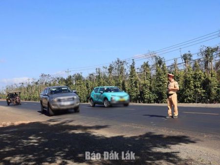 Xe cá nhân và ranh giới với kinh doanh vận tải