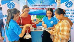 Nỗ lực mở rộng diện bao phủ bảo hiểm xã hội