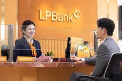 LPBank giảm lãi suất cho vay, hỗ trợ hộ kinh doanh và doanh nghiệp siêu nhỏ khơi thông dòng vốn cuối năm