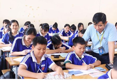 Học sinh cuối cấp sẽ làm bài kiểm tra định kỳ theo đề chung của Sở GD&ĐT