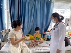 Nâng cao ý thức phòng bệnh cúm mùa và sốt xuất  huyết