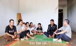Cầu nối bình yên ở buôn Lê