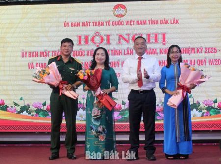 Hiệp thương cử bà H’Giang Niê, Chủ tịch Hội Nông dân tỉnh giữ chức danh Phó Chủ tịch Ủy ban MTTQ Việt Nam tỉnh Đắk Lắk
