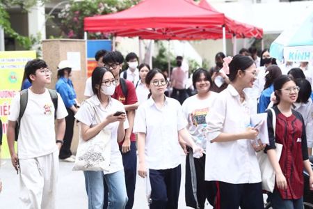 Bỏ điểm cộng IELTS, làm sao bảo đảm công bằng cho thí sinh?