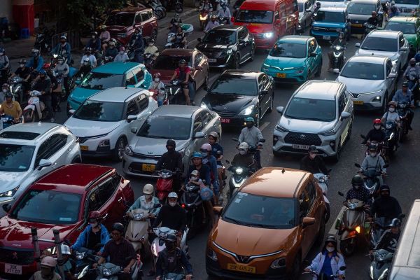 Thị trường ô tô Việt Nam sau 9 tháng: Cuộc chơi đang thay đổi ra sao?