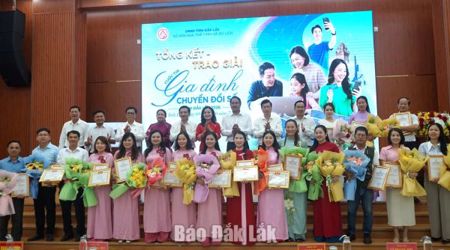 Trao giải cuộc thi "Gia đình Chuyển đổi số" tỉnh Đắk Lắk năm 2026