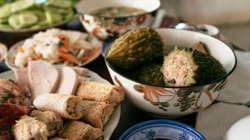 Bác sĩ lưu ý về ăn uống, rượu bia, thức khuya ngày Tết