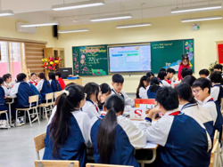 Ngoại ngữ tiếp tục “giữ sóng” ở môn thi thứ ba lớp 10