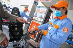 Quy định mới về điều hành giá xăng dầu, chỉ điều chỉnh khi tăng trên 15%