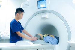 Đề xuất khám sức khỏe miễn phí hằng năm cho nhóm yếu thế từ 2026