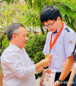 Một nam sinh Trường THPT chuyên Lương Văn Chánh đạt điểm SAT tuyệt đối