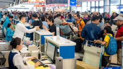 Nhiều chặng bay du lịch ‘cháy’ vé dịp nghỉ lễ Giỗ Tổ và 30/4