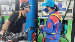 Xăng E10 có thể thay thế xăng khoáng ngay tháng 4-2026, hàng chục triệu xe máy và ô tô chú ý gì?