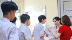 Thi tốt nghiệp THPT trên máy tính: Tăng tốc thử nghiệm, chuẩn bị cho bước chuyển lớn từ năm 2027