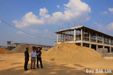 Xã Buôn Đôn: Bảo đảm tiến độ công trình trường học vùng biên