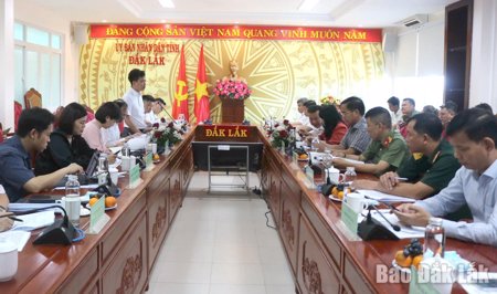 Thứ trưởng Bộ Xây dựng Nguyễn Văn Sinh làm việc với Đắk Lắk về nhà ở xã hội