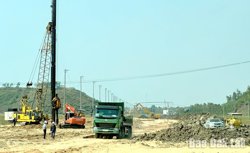 Khẩn trương giải phóng mặt bằng tuyến đường ven biển