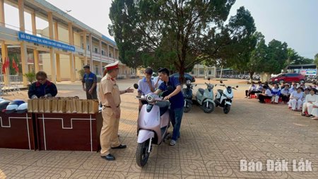 5 tháng đầu năm, Đắk Lắk xảy ra 31 vụ tai nạn giao thông liên quan đến học sinh