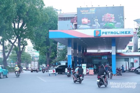 Xăng E10 - Bước đệm cho chuyển dịch năng lượng