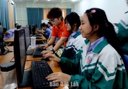 Chuyển đổi số tạo động lực đổi mới toàn diện giáo dục