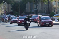 Đắk Lắk: Gần 9.000 xe ô tô đăng ký mới trong 6 tháng