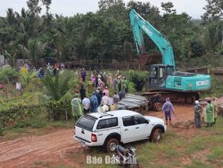 Bảo vệ thi công gỡ vướng mặt bằng cao tốc Khánh Hòa - Buôn Ma Thuột