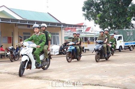 Triển khai Nghị quyết về kiện toàn đội dân phòng ở cơ sở