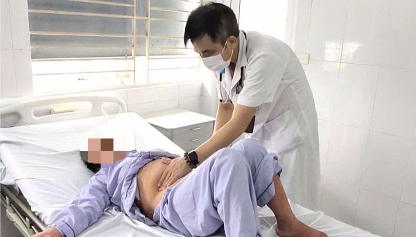 Sốt xuất huyết vào mùa cao điểm, cảnh báo thời điểm dễ chuyển nặng