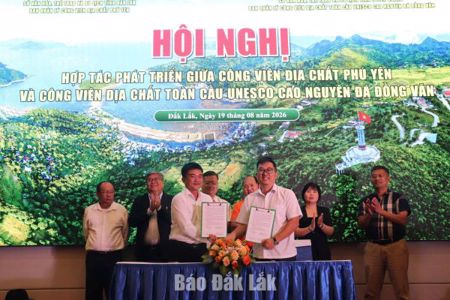 Bàn giải pháp hợp tác phát triển Công viên địa chất Phú Yên