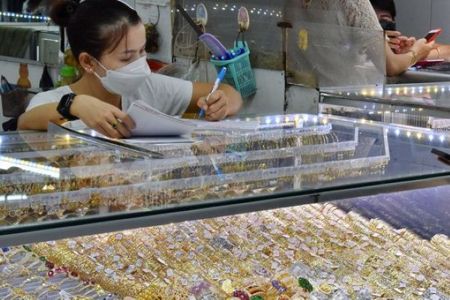 Cập nhật giá vàng sáng 24/8/2026: SJC, nhẫn trơn 9999 BTMC DOJI Phú Quý