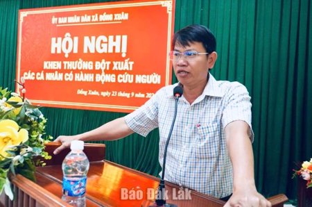 Đồng Xuân khen thưởng 5 cá nhân dũng cảm cứu người bị đuối nước trên sông
