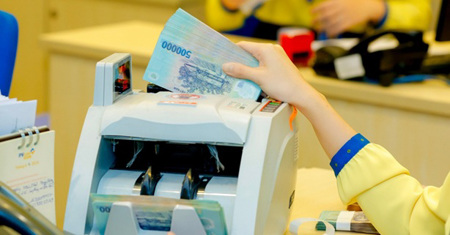 Lãi suất ngân hàng ngày 25/9/2026: Mức thực nhận đạt 9,6%/năm kèm chính sách nhận lãi trước