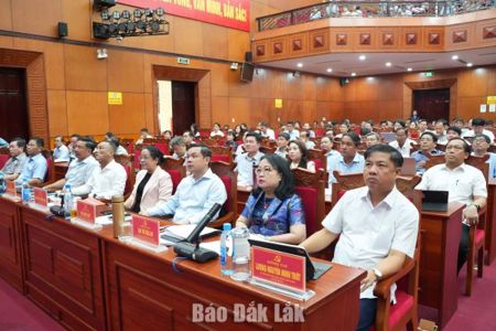 Đắk Lắk có 75.854 đại biểu tham dự Hội nghị quán triệt một số nghị quyết, chỉ thị của Bộ Chính trị