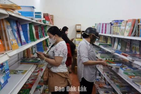 Bài học đầu tiên
